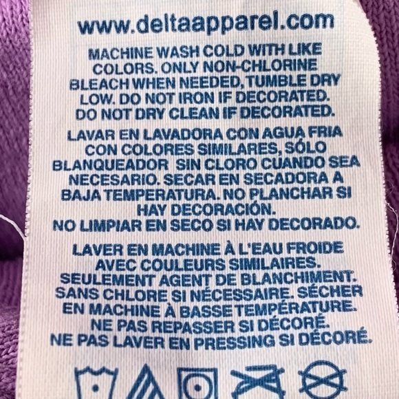 Minnesota Golden Gophers women’s short sleeve‎ tee in lavender.  Best fans of MN - Picture 6 of 10